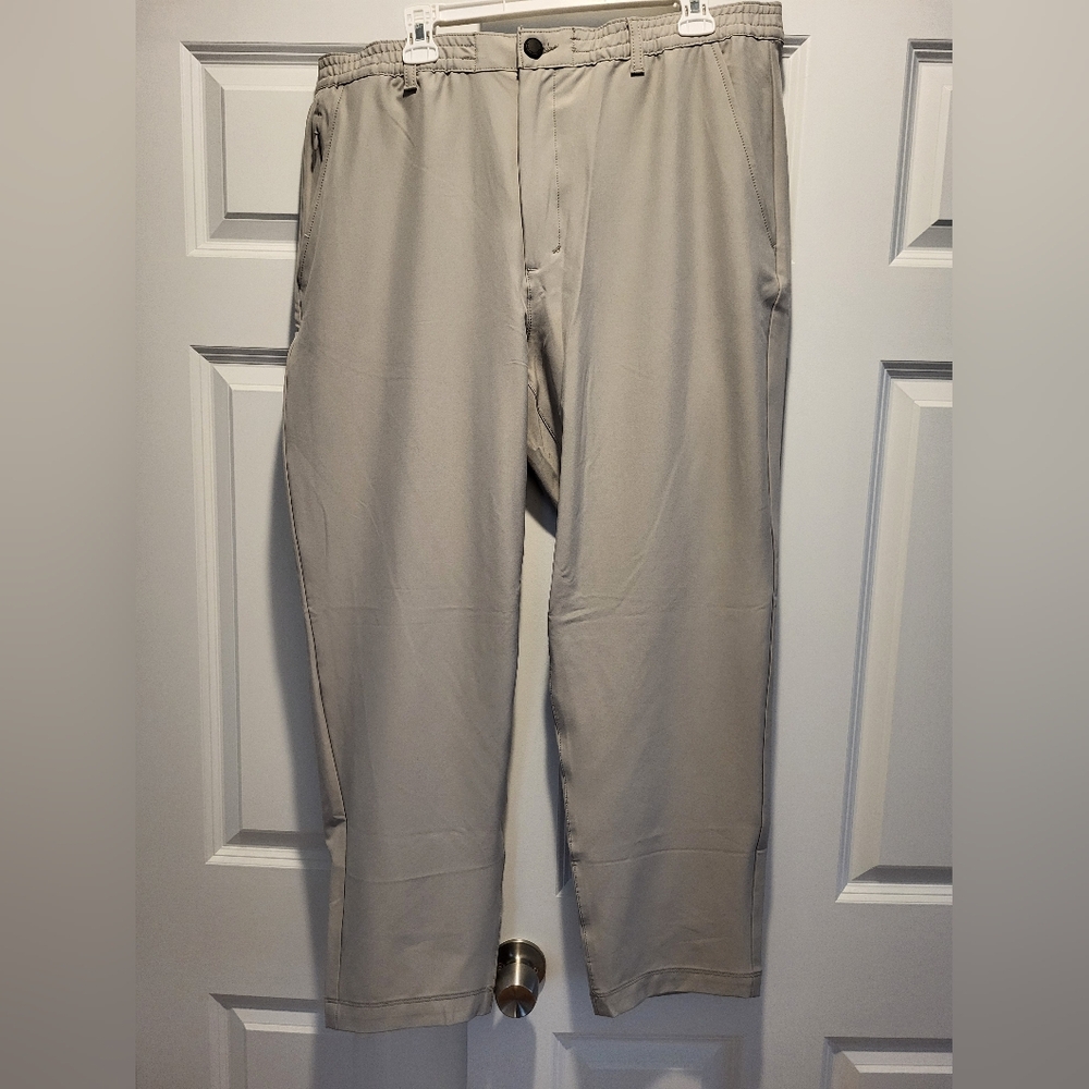 Marc New York Men’s Commuter Pants Tan